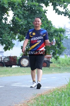 Runner Photo 4321695
