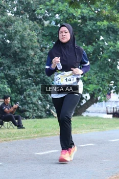 Runner Photo 4321704