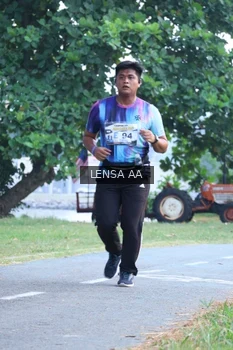 Runner Photo 4321707