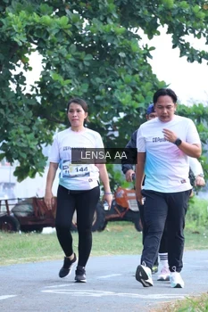 Runner Photo 4321710