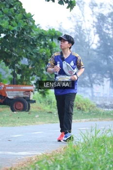 Runner Photo 4321735