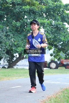 Runner Photo 4321738