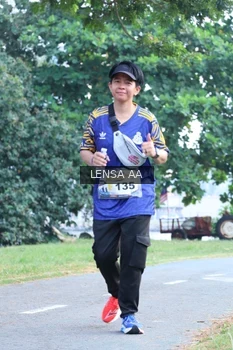 Runner Photo 4321745