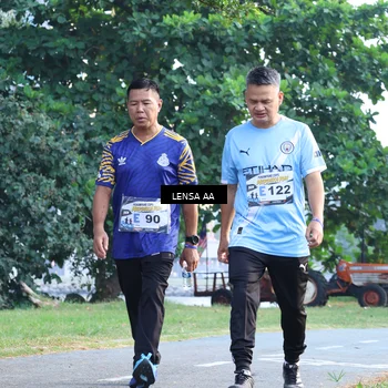 Runner Photo 4321786