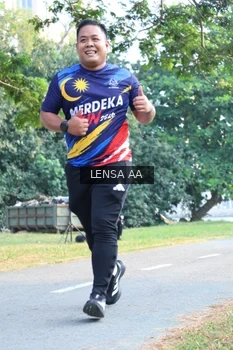 Runner Photo 4321833