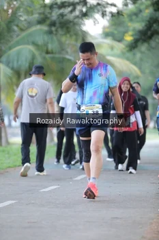 Runner Photo 4321868