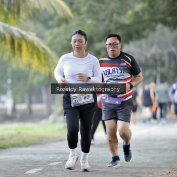 Runner Photo 4321873