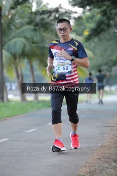 Runner Photo 4321898