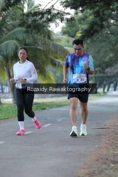 Runner Photo 4321902