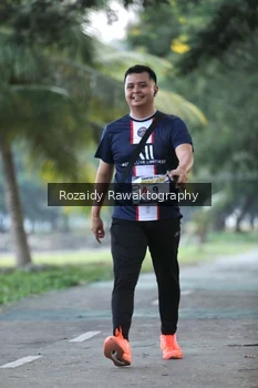 Runner Photo 4322496