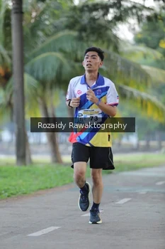 Runner Photo 4322543