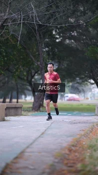 Runner Photo 4322563
