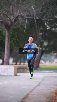 Runner Photo 4322565