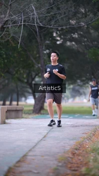 Runner Photo 4322571