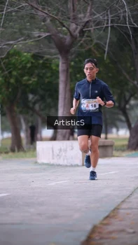 Runner Photo 4322582