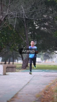Runner Photo 4322588