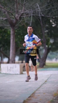 Runner Photo 4322591