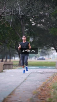 Runner Photo 4322594