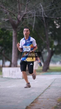 Runner Photo 4322595