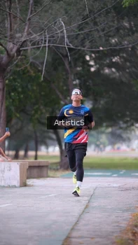 Runner Photo 4322612