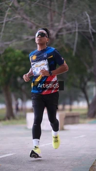Runner Photo 4322613