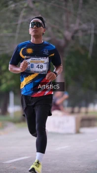 Runner Photo 4322616