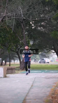 Runner Photo 4322617
