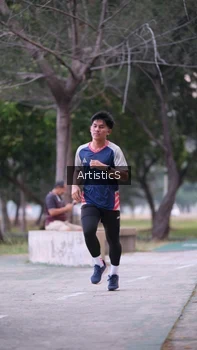 Runner Photo 4322621