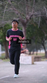 Runner Photo 4322625