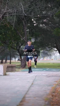 Runner Photo 4322628