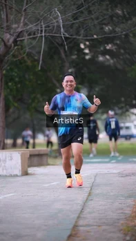 Runner Photo 4322633