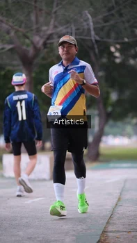 Runner Photo 4322634