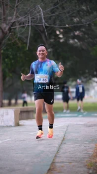 Runner Photo 4322637
