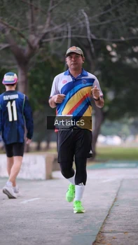 Runner Photo 4322647