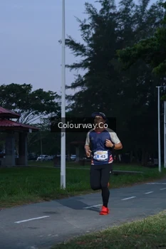 Runner Photo 4322650