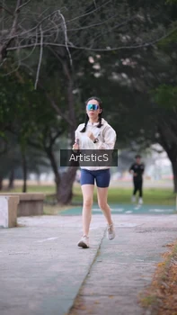 Runner Photo 4322655