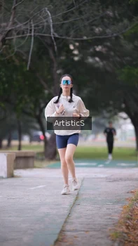 Runner Photo 4322658