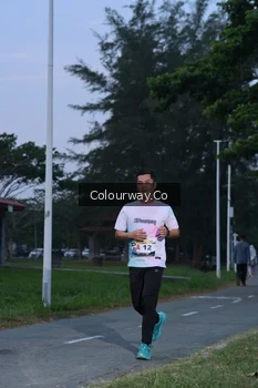 Runner Photo 4322665