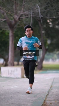 Runner Photo 4322681