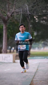 Runner Photo 4322700