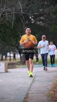 Runner Photo 4322712