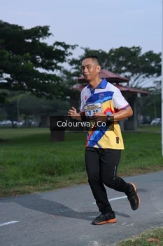 Runner Photo 4322720