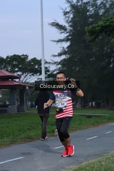 Runner Photo 4322723
