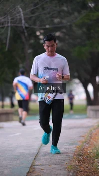 Runner Photo 4322738