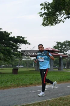 Runner Photo 4322763