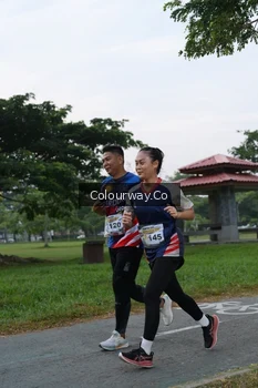 Runner Photo 4322782