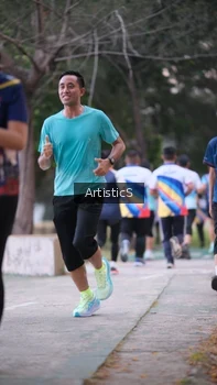 Runner Photo 4322793