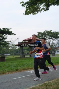 Runner Photo 4322800