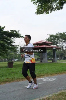 Runner Photo 4322836