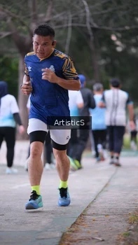 Runner Photo 4322849